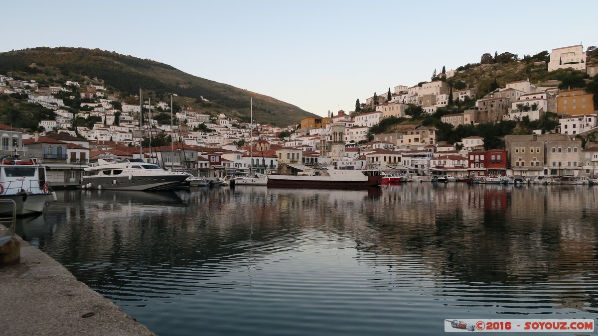 Hydra Port
Mots-clés: Ermioni GRC Gr&egrave;ce dra Saronic Islands Hydra Port Mer bateau