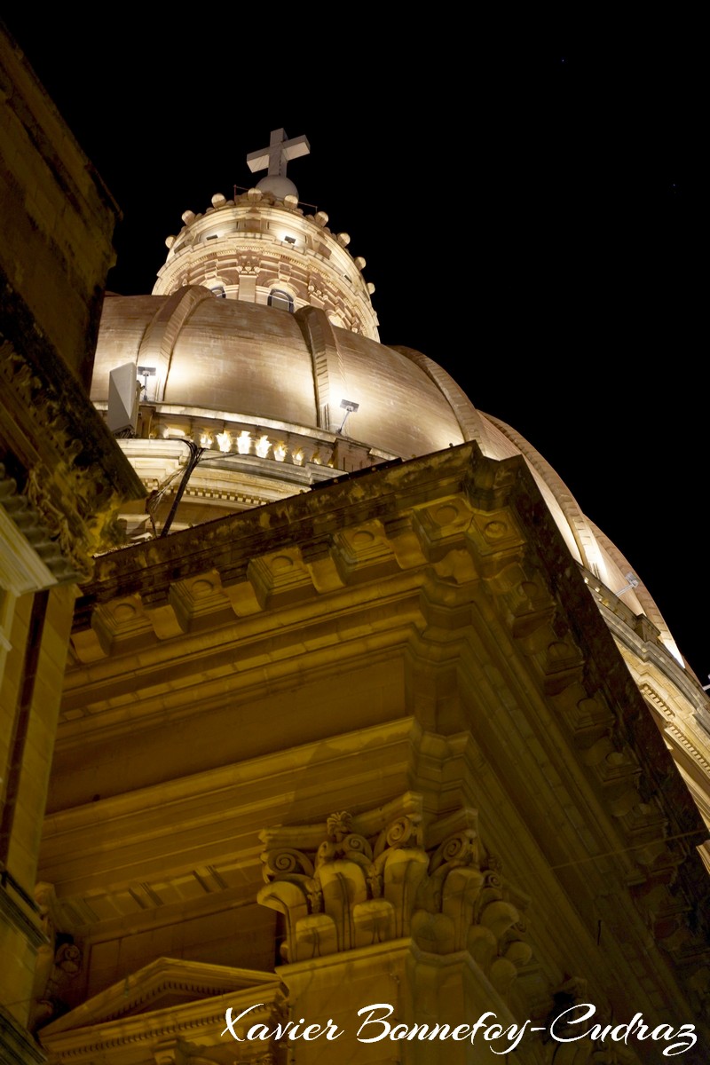 Valletta by Night - Sanctuary Basilica of Our Lady of Mount Carmel
Mots-clés: geo:lat=35.89995562 geo:lon=14.51217771 geotagged Il-Belt Valletta Malte MLT Valletta Malta South Eastern La Valette patrimoine unesco Nuit Old Mint Street Eglise Religion Sanctuary Basilica of Our Lady of Mount Carmel