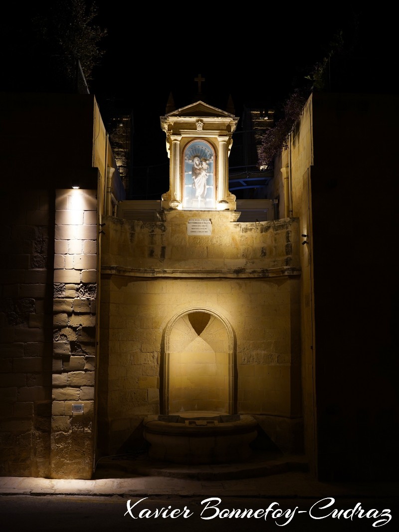 Valletta by Night - Old Mint Street
Mots-clés: geo:lat=35.90088771 geo:lon=14.51366365 geotagged Il-Belt Valletta Malte MLT Valletta Malta South Eastern La Valette patrimoine unesco Nuit Old Mint Street Fontaine