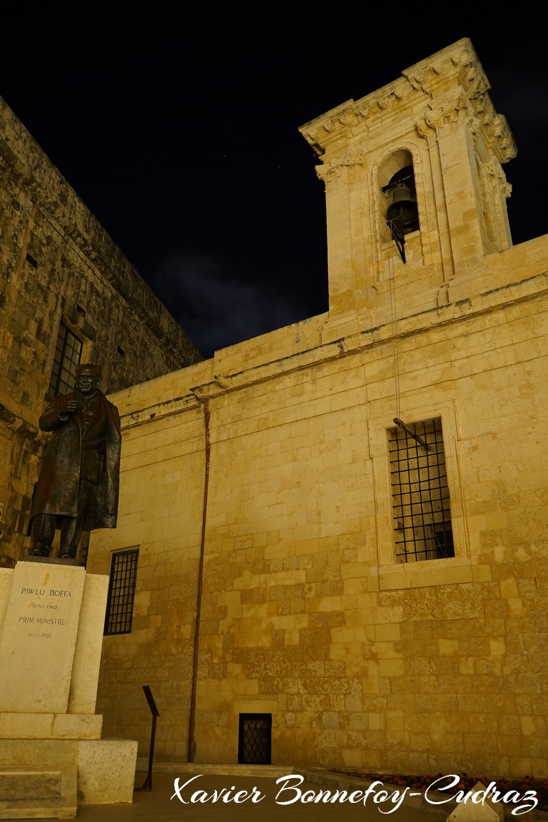 Valletta by Night - Church of Our Lady of Victory
Mots-clés: Floriana geo:lat=35.89586432 geo:lon=14.51081514 geotagged Il-Belt Valletta Malte MLT Valletta Malta South Eastern La Valette patrimoine unesco Nuit Church of Our Lady of Victory Jean De Valette Square