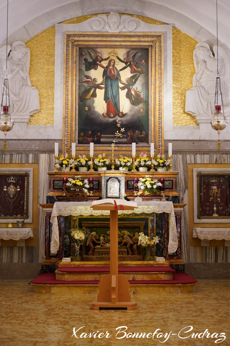 Gozo - National Shrine of the Blessed Virgin of Ta' Pinu
Mots-clés: geo:lat=36.06185580 geo:lon=14.21499565 geotagged Għammar Għasri L-Għasri Malte MLT Malta Gozo Ghasri National Shrine of the Blessed Virgin of Ta' Pinu Eglise Religion peinture