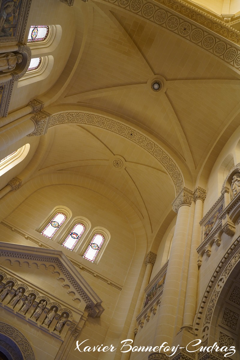 Gozo - National Shrine of the Blessed Virgin of Ta' Pinu
Mots-clés: geo:lat=36.06185580 geo:lon=14.21499565 geotagged Għammar Għasri L-Għasri Malte MLT Malta Gozo Ghasri National Shrine of the Blessed Virgin of Ta' Pinu Eglise Religion