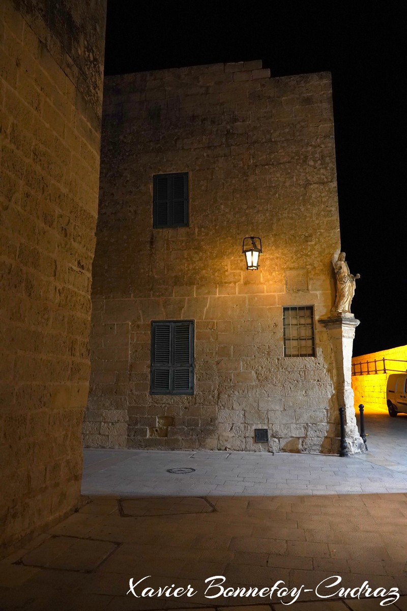 L-Imdina by Night - Triq Is Sur
Mots-clés: geo:lat=35.88718454 geo:lon=14.40354958 geotagged L-Imdina Malte Mdina MLT Malta Nuit Triq Is Sur