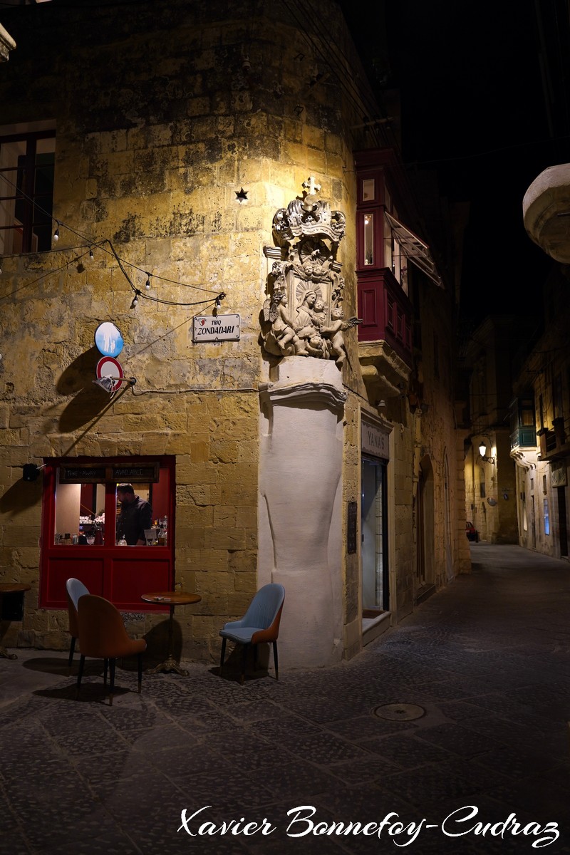 Ir-Rabat by Night - Triq Zondadari
Mots-clés: geo:lat=35.88354296 geo:lon=14.40138973 geotagged Ir-Rabat Malte MLT Rabat Malta Nuit sculpture Triq Zondadari