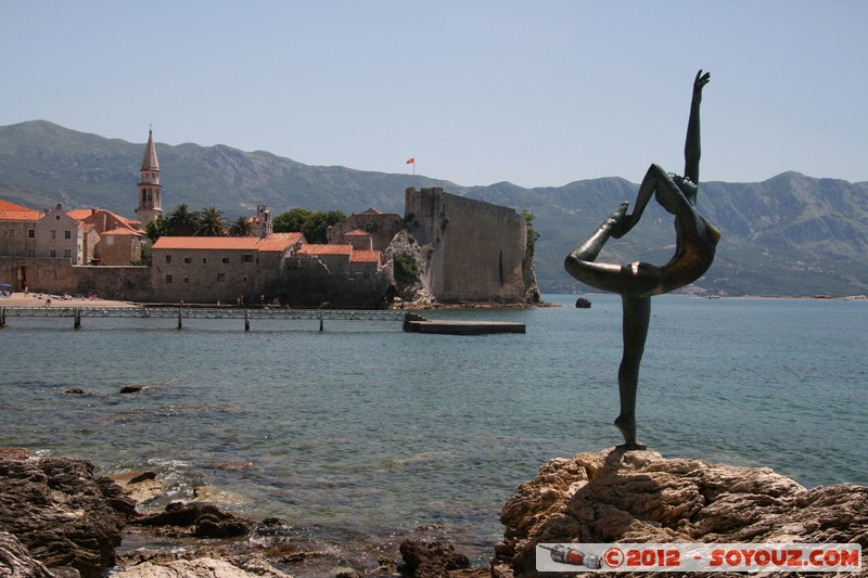 Budva -  Balerina sculpture
Mots-clés: geo:lat=42.27757828 geo:lon=18.83485213 geotagged KomoÅ¡evina MNE MontÃ©nÃ©gro Montenegro statue mer
