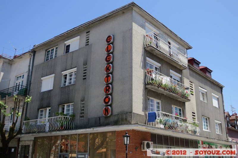 Cetinje - Negosheva st.
Mots-clés: geo:lat=42.38906988 geo:lon=18.92446631 geotagged Gruda MNE MontÃ©nÃ©gro Montenegro Communisme