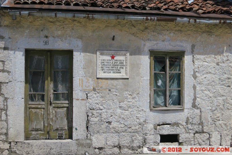 Cetinje - Negosheva st.
Mots-clés: Donji Kraj geo:lat=42.38996433 geo:lon=18.92356339 geotagged MNE MontÃ©nÃ©gro Montenegro Communisme