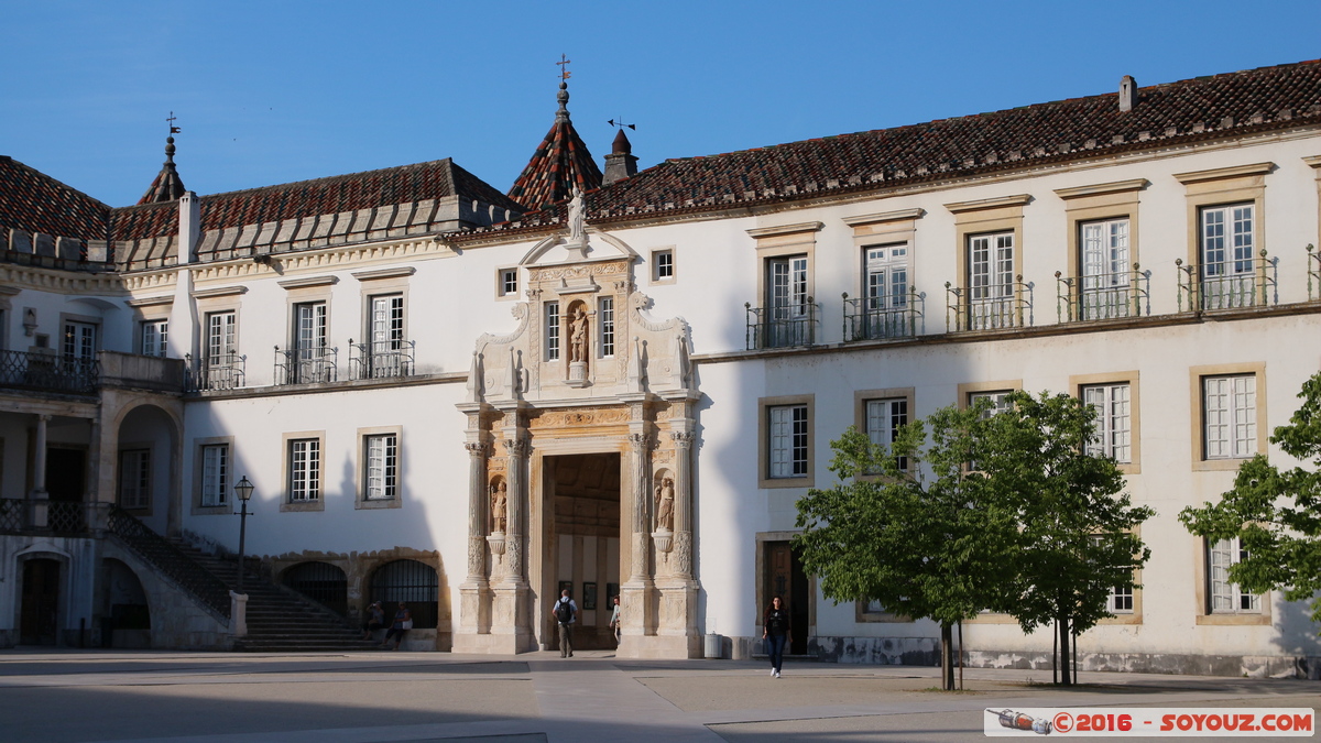 Universidade de Coimbra - Porta F&eacute;rrea
Mots-clés: Coimbra geo:lat=40.20712533 geo:lon=-8.42610000 geotagged Portugal PRT Universidade de Coimbra - Polo I patrimoine unesco Porta F&eacute;rrea