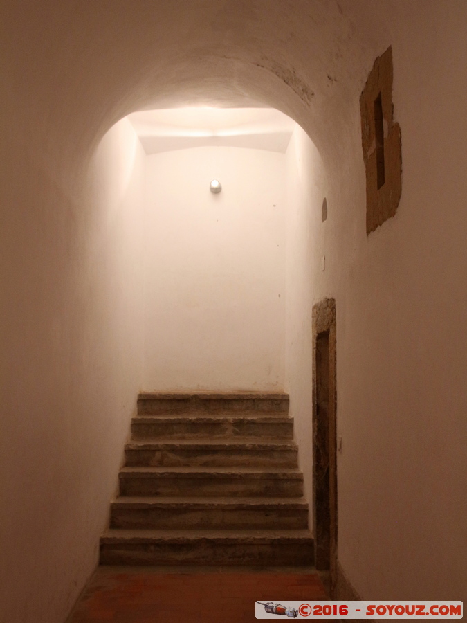 Universidade de Coimbra - Pris&atilde;o Acad&eacute;mica
Mots-clés: Coimbra Casa Meada geo:lat=40.20707605 geo:lon=-8.42667192 geotagged Portugal PRT Universidade de Coimbra - Polo I patrimoine unesco Pris&atilde;o Acad&eacute;mica Prison