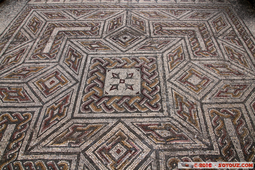 Conimbriga - Sector Sul
Mots-clés: Coimbra Condeixa-a-Velha geo:lat=40.09926880 geo:lon=-8.49320143 geotagged Portugal PRT Conimbriga Ruines Ruines romaines Sector Sul Mosaique