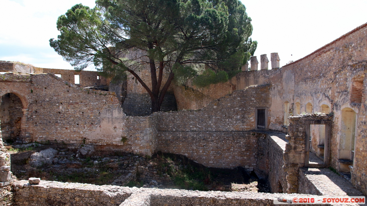 Tomar - Convento de Cristo - Palacios Henriquinos
Mots-clés: Casal das Bernardas geo:lat=39.60352848 geo:lon=-8.41841182 geotagged Portugal PRT Santar&eacute;m Tomar Convento de Cristo patrimoine unesco Monastere Claustro da Lavagem Palacios Henriquinos