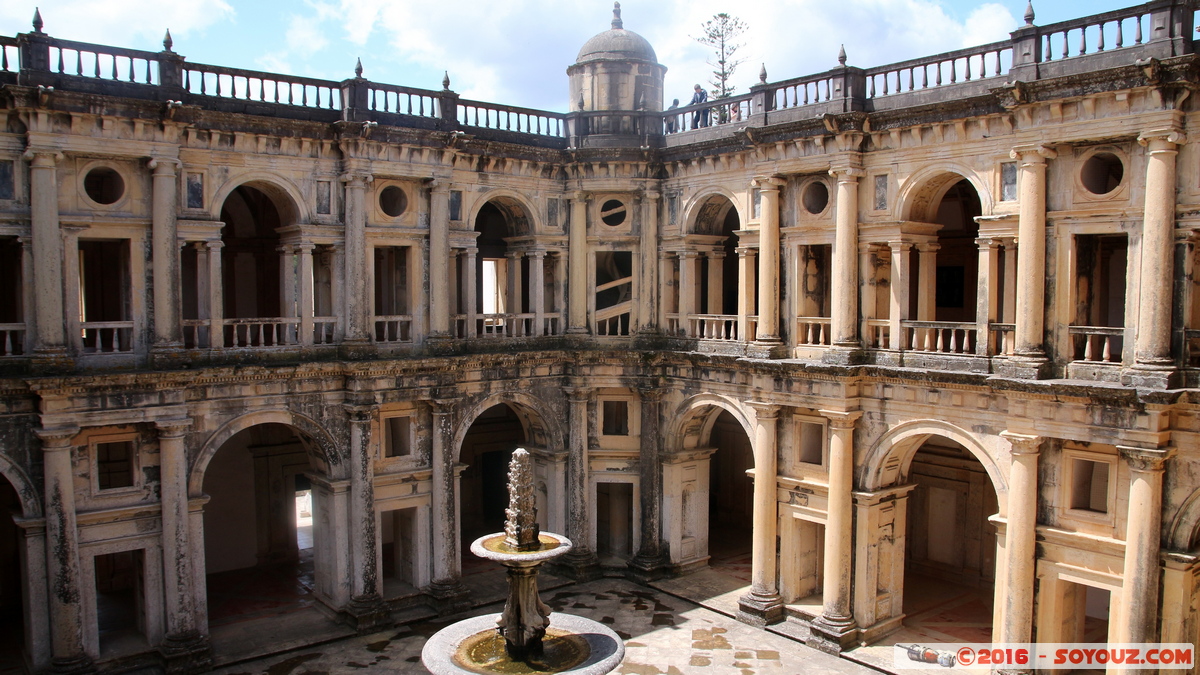 Tomar - Convento de Cristo - Claustro de D. Joao III
Mots-clés: Casal das Bernardas geo:lat=39.60317271 geo:lon=-8.41949551 geotagged Portugal PRT Santar&eacute;m Tomar Convento de Cristo patrimoine unesco Monastere Claustro de D. Joao III