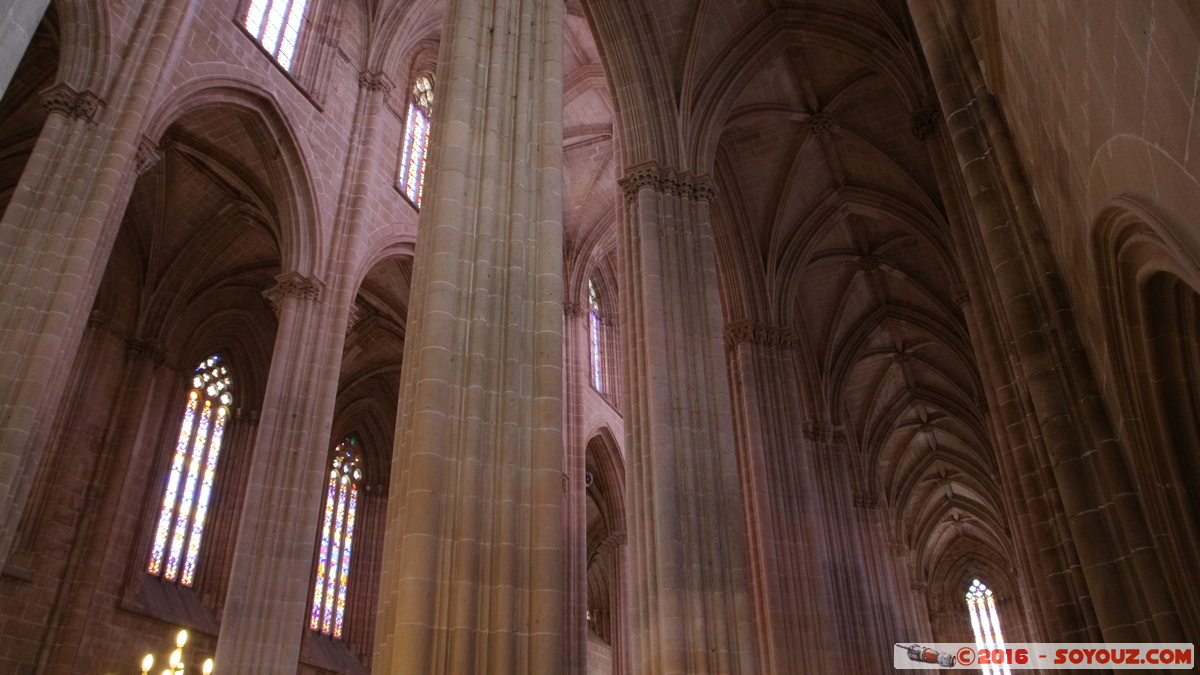 Mosteiro da Batalha - Igreja
Mots-clés: Batalha geo:lat=39.65889148 geo:lon=-8.82621408 geotagged Leiria Portugal PRT Monastere Eglise Mosteiro da Batalha patrimoine unesco