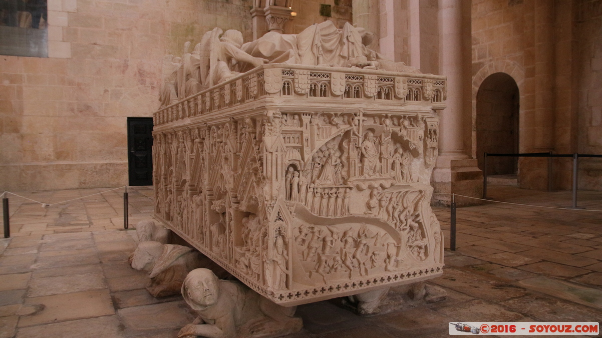 Mosteiro de Alcoba&ccedil;a - Igreja de Santa Maria - T&uacute;mulo de D.In&ecirc;s de Castro
Mots-clés: Alcoba&ccedil;a Fonte Santa geo:lat=39.54835242 geo:lon=-8.97931931 geotagged Leiria Portugal PRT Mosteiro de Alcoba&ccedil;a patrimoine unesco Monastere Eglise Igreja de Santa Maria sculpture Tombe T&uacute;mulo de D.In&ecirc;s de Castro