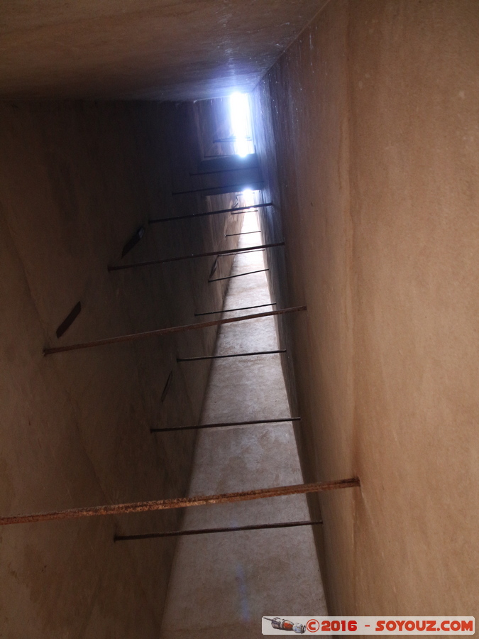 Mosteiro de Alcoba&ccedil;a - Cozinha chamine
Mots-clés: Alcoba&ccedil;a geo:lat=39.54887312 geo:lon=-8.97931159 geotagged Leiria Molianos Portugal PRT Mosteiro de Alcoba&ccedil;a patrimoine unesco Monastere Cozinha