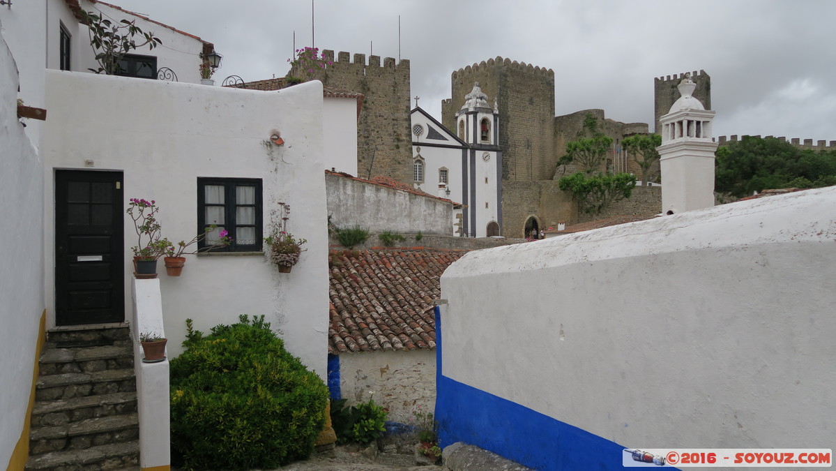 Obidos
Mots-clés: Leiria bidos Portugal PRT Cidade murada Iglesia de Santiago
