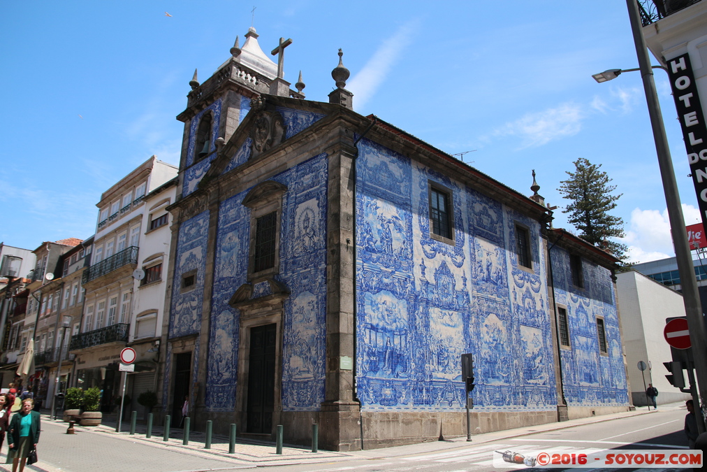 Porto - Capela das Almas
Mots-clés: geo:lat=41.14969742 geo:lon=-8.60592242 geotagged Porto Portugal PRT Capela das Almas Eglise Azulejos Santo Ildefonso