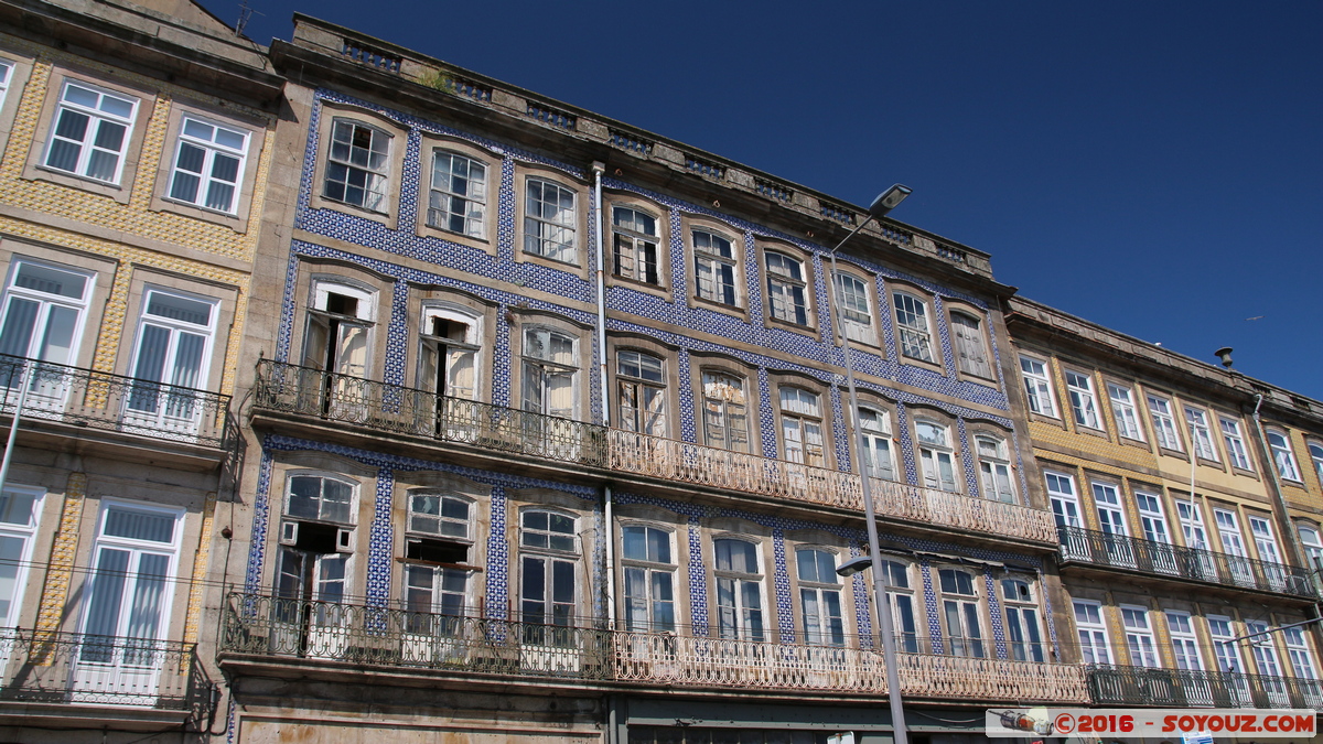 Porto - S&atilde;o Nicolau
Mots-clés: geo:lat=41.14066306 geo:lon=-8.61701667 geotagged Porto Portugal PRT Regadas S&atilde;o Nicolau Azulejos