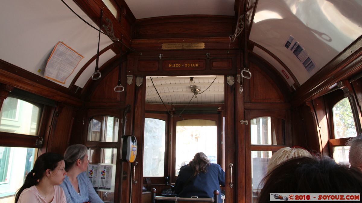 Porto - Carros el&eacute;tricos / Linha 1
Mots-clés: Foz do Douro geo:lat=41.14767417 geo:lon=-8.66776167 geotagged Porto Portugal PRT Carros el&eacute;tricos / Linha 1 Tramway