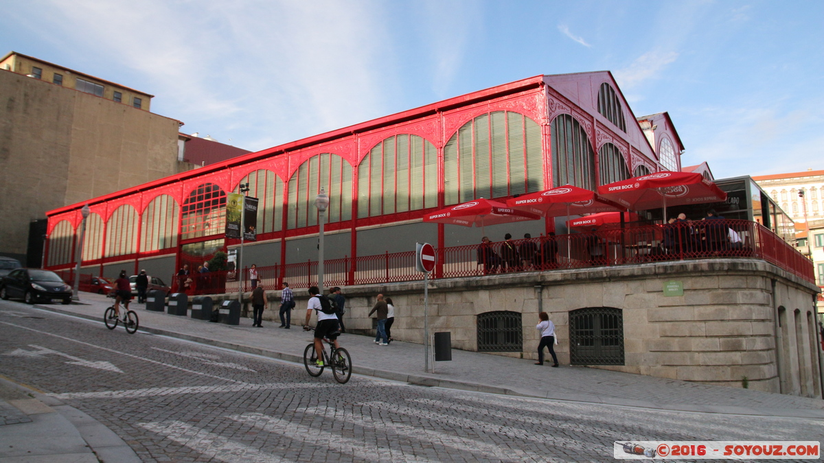 Porto - S&atilde;o Nicolau - Mercado Ferreira Borges
Mots-clés: geo:lat=41.14163222 geo:lon=-8.61519889 geotagged Porto Portugal PRT Regadas S&atilde;o Nicolau Mercado Ferreira Borges