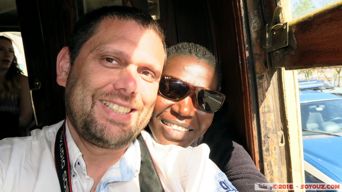 Porto - Carros el&eacute;tricos / Linha 1
Mots-clés: geo:lat=41.14098000 geo:lon=-8.61729083 geotagged Porto Portugal PRT Vila Nova de Gaia S&atilde;o Nicolau Carros el&eacute;tricos / Linha 1 Tramway