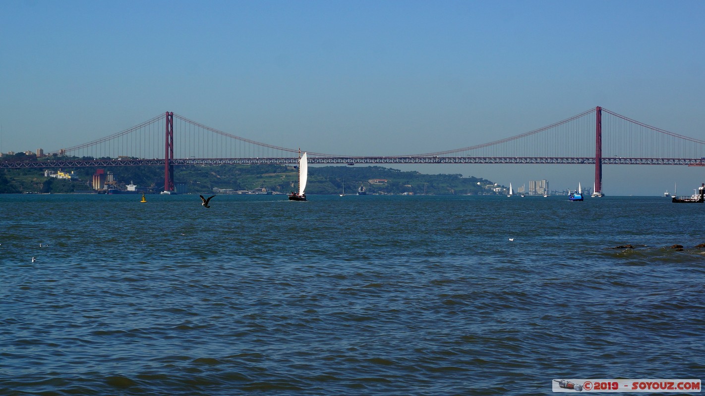 Lisboa - Praca do Comercio - Ponte 25 Abril
Mots-clés: Baixa geo:lat=38.70648303 geo:lon=-9.13608518 geotagged Lisboa Portugal PRT Praca do Comercio Riviere Ponte 25 Abril Pont