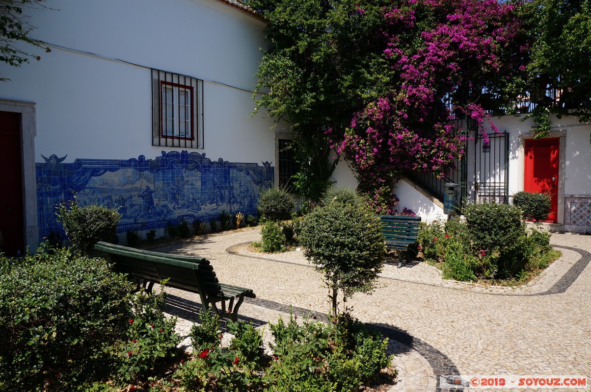 Lisboa - Alfama - Miradouro de Santa Luzia
Mots-clés: Alfama geo:lat=38.71161889 geo:lon=-9.13028704 geotagged Lisboa Portugal PRT Miradouro de Santa Luzia