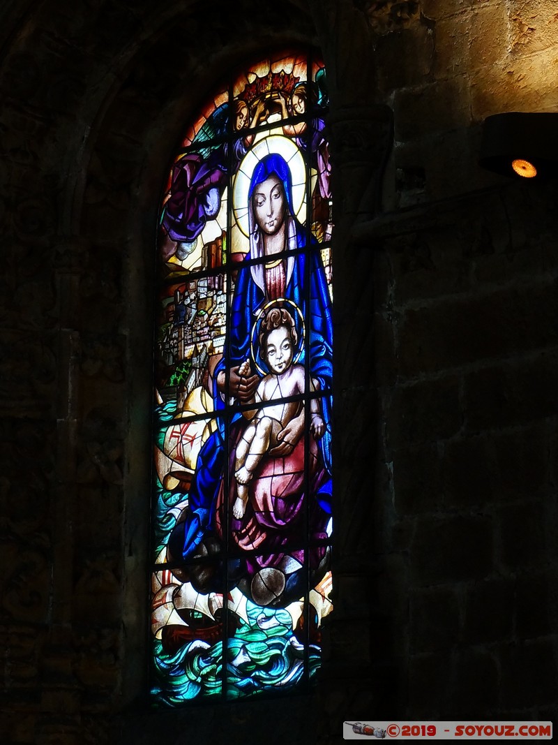 Lisboa - Mosteiro do Jeronimos - Igreja
Mots-clés: Ajuda Alg&eacute;s geo:lat=38.69776444 geo:lon=-9.20559444 geotagged Lisboa Portugal PRT Belem Mosteiro do Jeronimos patrimoine unesco Monastere Egli$e Vitrail