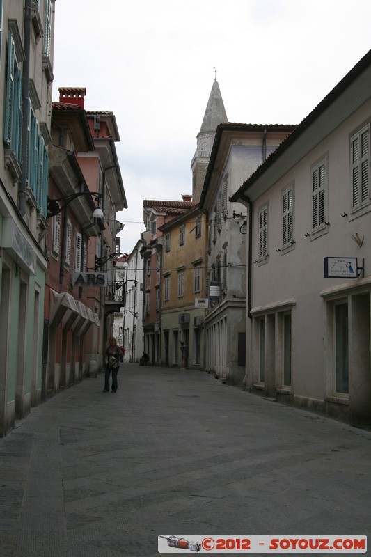 Koper - Kidriceva Ulica
Mots-clés: geo:lat=45.54844152 geo:lon=13.72820027 geotagged Koper SlovÃ¨nie SVN Slovenie