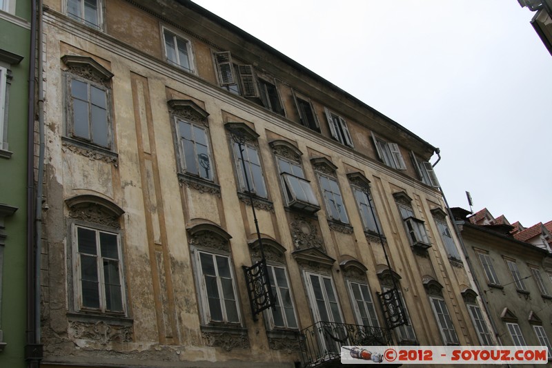 Ljubljana - Mestni Trg
Mots-clés: geo:lat=46.04892360 geo:lon=14.50643903 geotagged Ljubljana SlovÃ¨nie SVN Slovenie