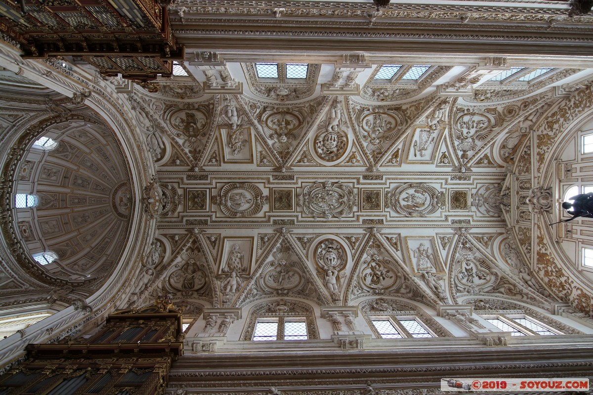 Cordoba - Mezquita-Catedral
Mots-clés: Andalucia C&oacute;rdoba ESP Espagne Terrenos Del Castillo (Cordoba) Mezquita-Catedral Eglise Mosque patrimoine unesco