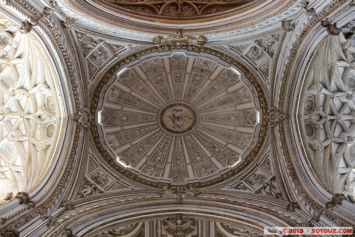 Cordoba - Mezquita-Catedral
Mots-clés: Andalucia C&oacute;rdoba ESP Espagne Terrenos Del Castillo (Cordoba) Mezquita-Catedral Eglise Mosque patrimoine unesco