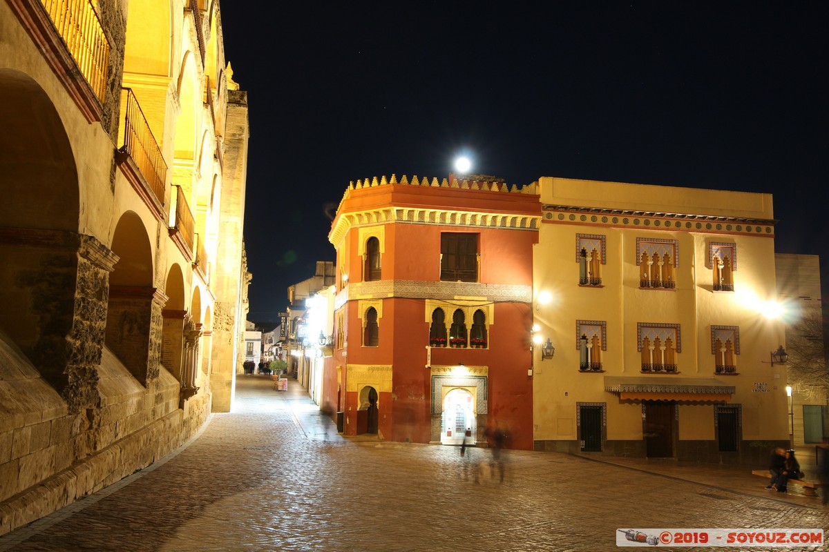 Cordoba by Night - Mezquita-Catedral
Mots-clés: Andalucia C&oacute;rdoba ESP Espagne Terrenos Del Castillo (Cordoba) Nuit Mezquita-Catedral Eglise Mosque patrimoine unesco