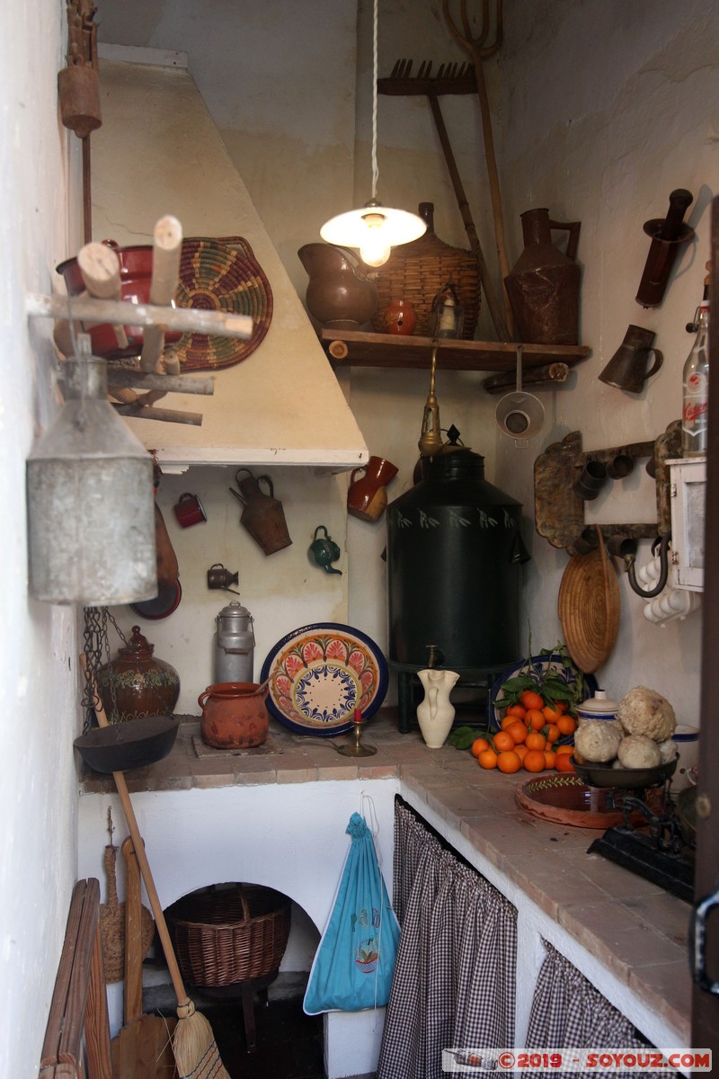 Cordoba - Patios Cordobeses
Mots-clés: Andalucia C&oacute;rdoba ESP Espagne Pitas, Las (Cordoba) Patios Cordobeses Calle D San Basilio fleur