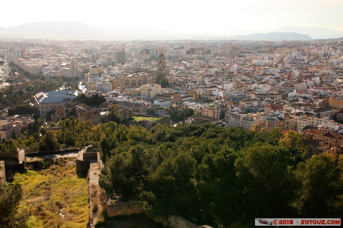 Malaga - Vista desde Castillo de Gibralfaro
Mots-clés: Andalucia ESP Espagne Malaga M&aacute;laga Castillo de Gibralfaro Catedral de la Encarnacion chateau