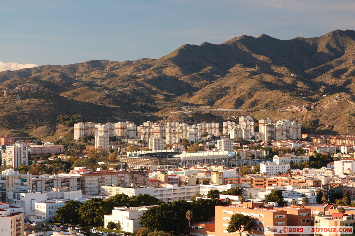 Malaga - Vista desde Castillo de Gibralfaro
Mots-clés: Andalucia ESP Espagne Malaga M&aacute;laga Castillo de Gibralfaro Lumiere Arbres Montagne