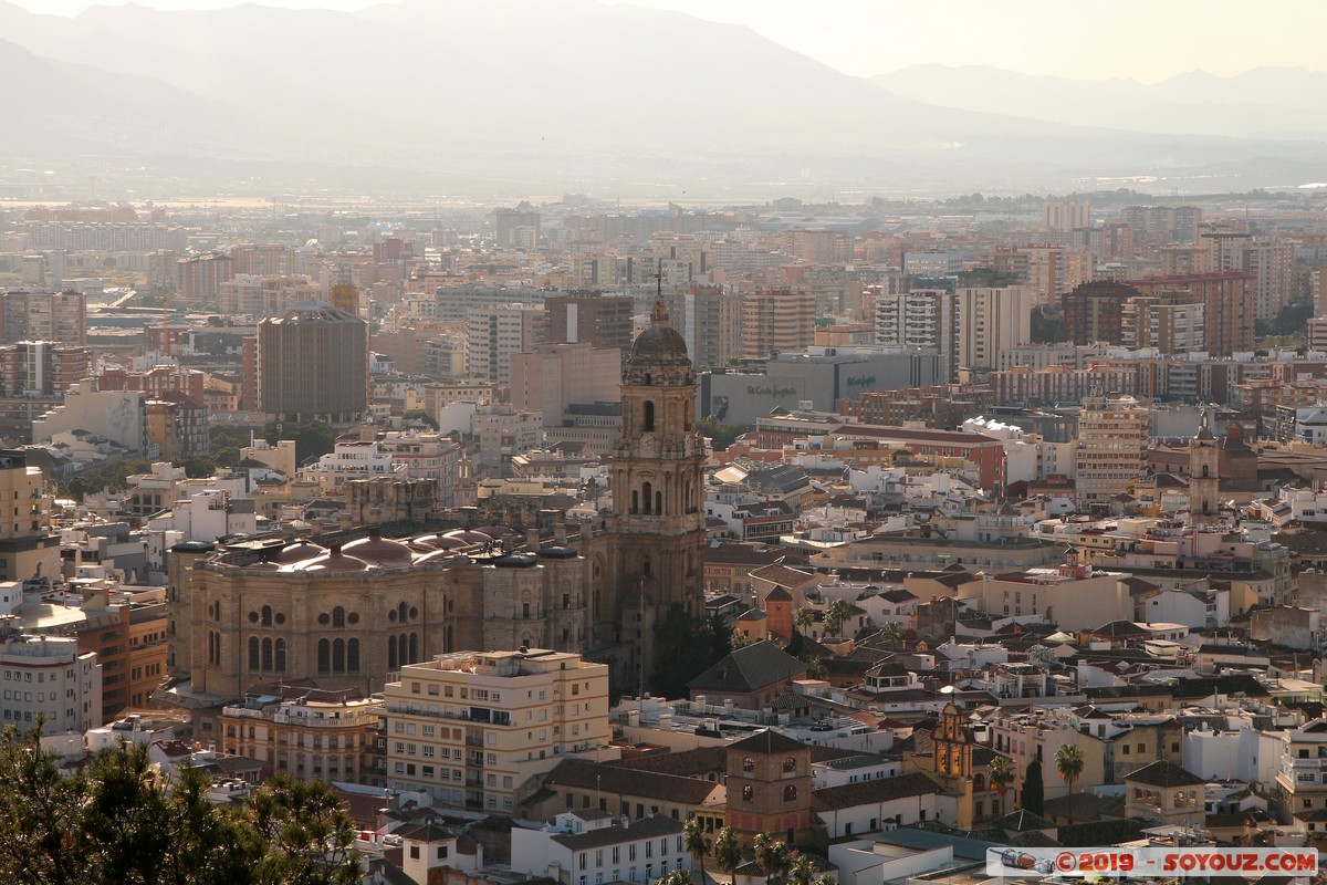 Malaga - Vista desde Castillo de Gibralfaro - Catedral de la Encarnacion
Mots-clés: Andalucia ESP Espagne Malaga M&aacute;laga Castillo de Gibralfaro Catedral de la Encarnacion Egli$e
