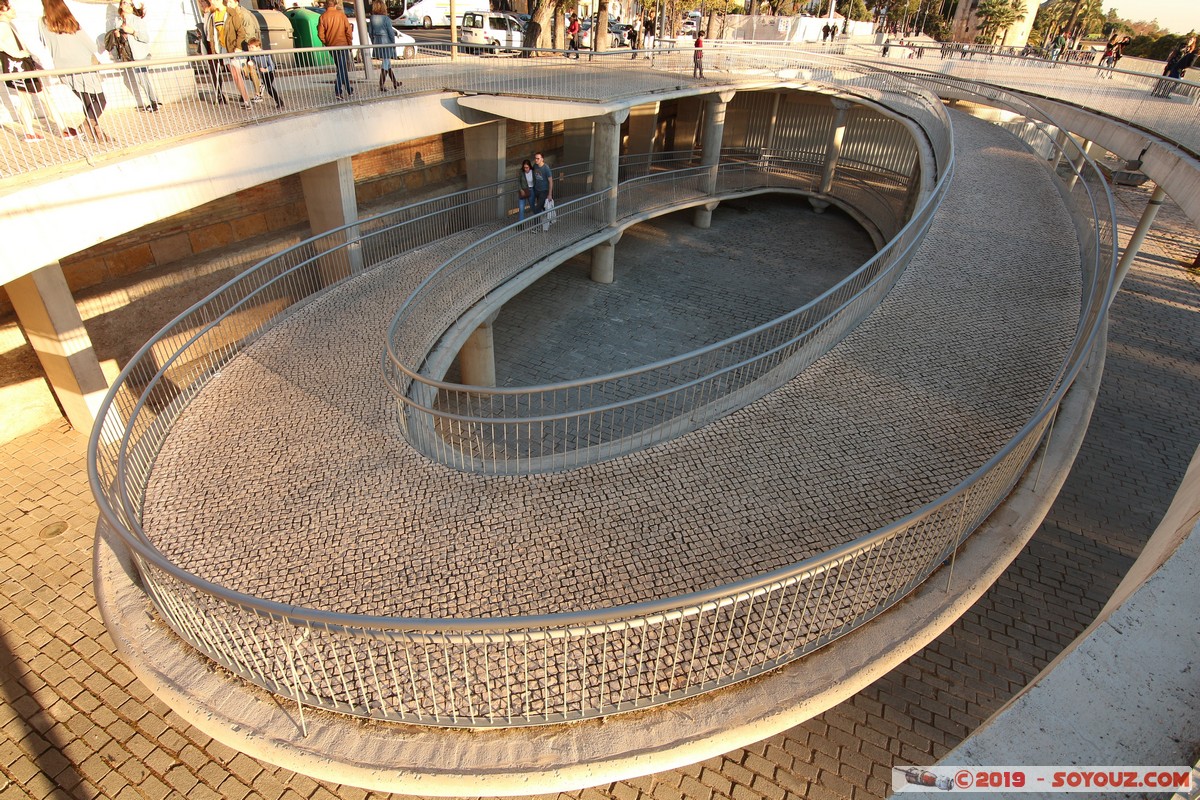 Sevilla
Mots-clés: Andalucia ESP Espagne Sevilla Triana Escalier Paseo Alcalde Marques de Contadero