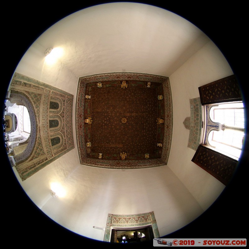 Sevilla - Real Alcazar - Palacio Mudejar
Mots-clés: Andalucia ESP Espagne Sevilla Triana Real Alcazar chateau patrimoine unesco Palacio Mudejar Fish eye panorama