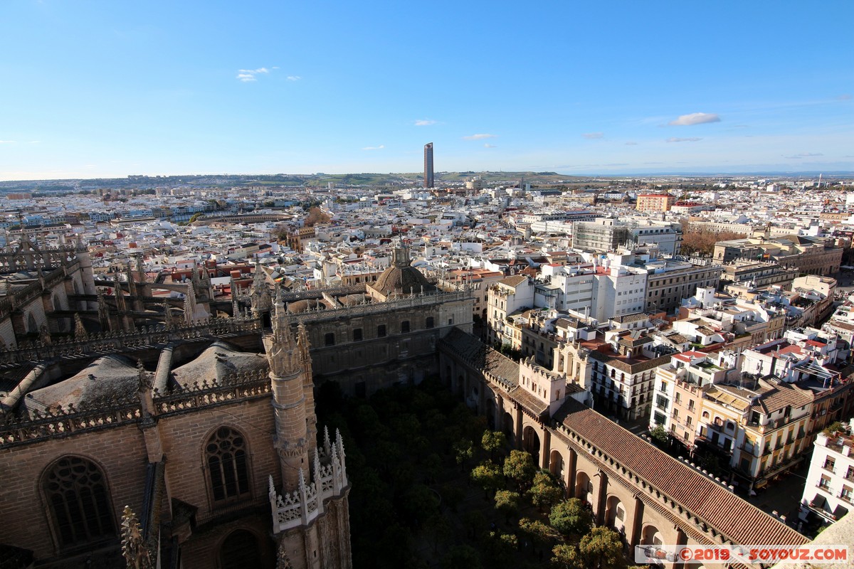 Sevilla - Catedral de Santa Maria de la Sede - vista desde La Giralda
Mots-clés: Andalucia ESP Espagne Sevilla Triana Catedral de Santa Maria de la Sede patrimoine unesco Egli$e La Giralda