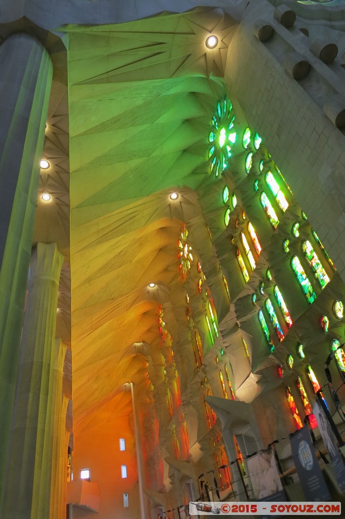 Barcelona - Sagrada Familia
Mots-clés: Barcelona Cataluna ESP Espagne geo:lat=41.40338651 geo:lon=2.17448831 geotagged Sagrada Fam&iacute;lia Sagrada Familia Eglise patrimoine unesco Vitrail Lumiere