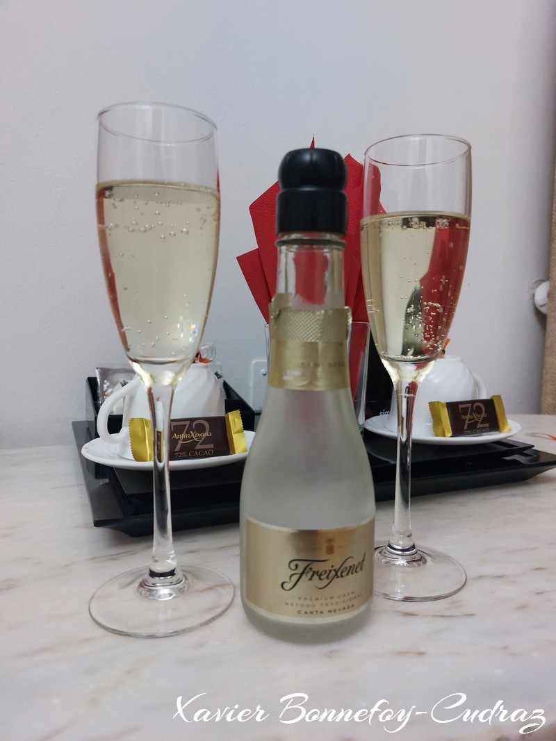 Madrid - Central Palace Hotel
Mots-clés: ESP Espagne geo:lat=40.41745779 geo:lon=-3.71143430 geotagged Madrid Opera Central Palace Hotel