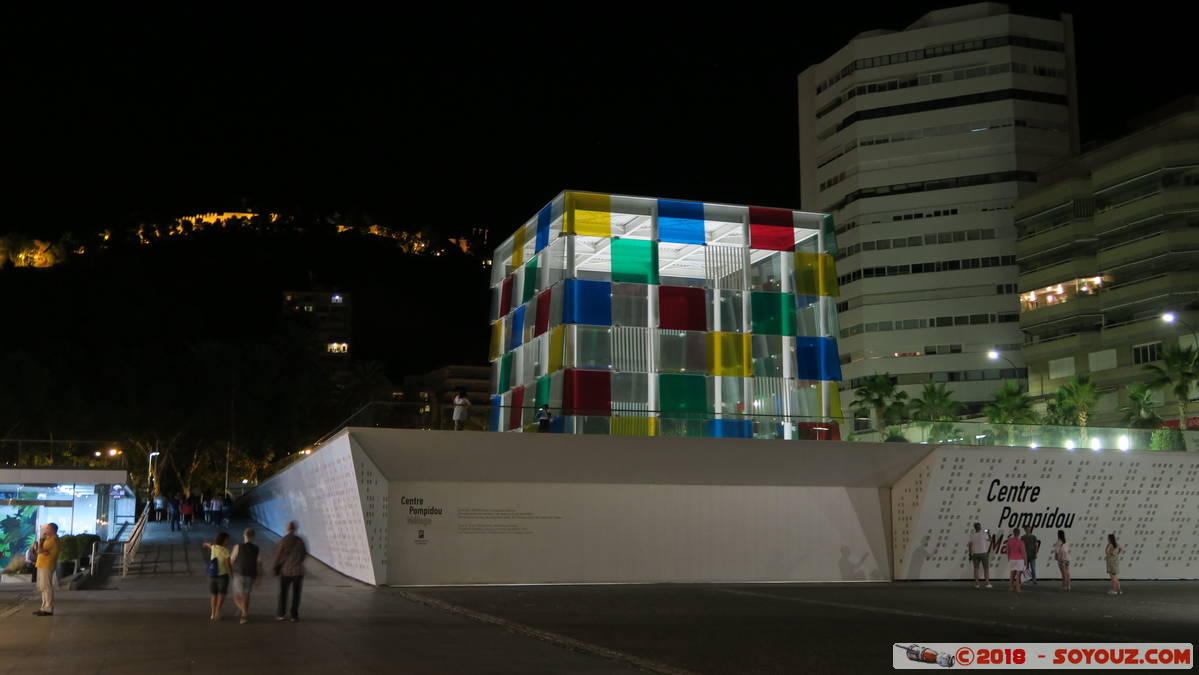 Malaga by night - Paseo del Muelle Uno - Centre Pompidou
Mots-clés: Andalucia ESP Espagne Malaga M&aacute;laga Nuit Paseo del Muelle Uno Centre Pompidou