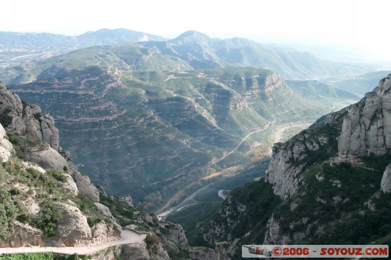 Vue sur la vallé de Monistrol
Mots-clés: Catalogne Espagne Montserrat cremallera funicular monestir san joan santa maria virgen negra