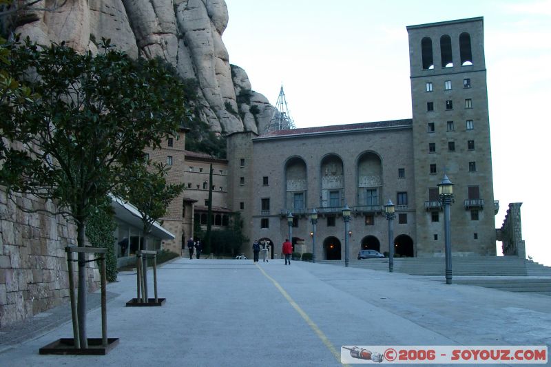 Abbaye et plaça de Santa Maria
Mots-clés: Catalogne Espagne Montserrat cremallera funicular monestir san joan santa maria virgen negra