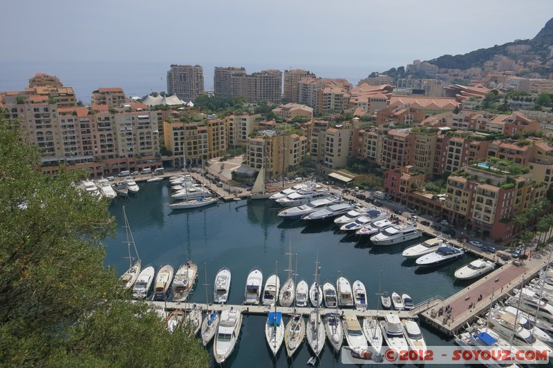 Monaco - Le Rocher - Vue sur le Port de Fontvieille
Mots-clés: Port bateau