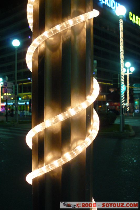 Nice by Night - Promenade des Anglais
Mots-clés: Nuit sculpture