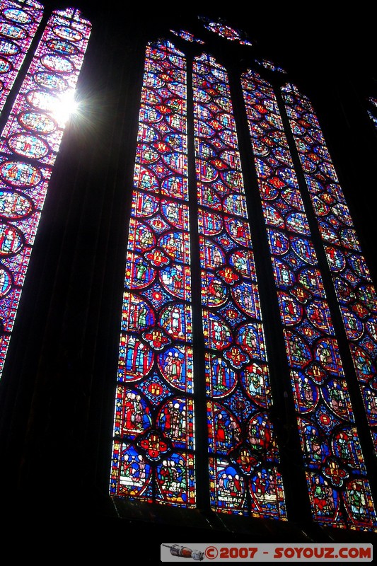 Sainte Chapelle - vitraux
Mots-clés: Eglise Vitrail