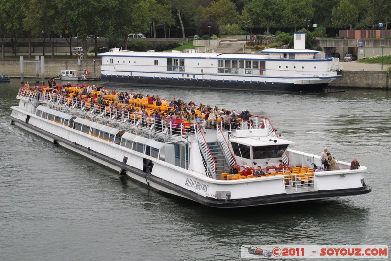 Paris - Quai Henri IV - Bateau Mouche
Mots-clés: Bastille FRA France geo:lat=48.84781448 geo:lon=2.36379586 geotagged le-de-France Paris bateau
