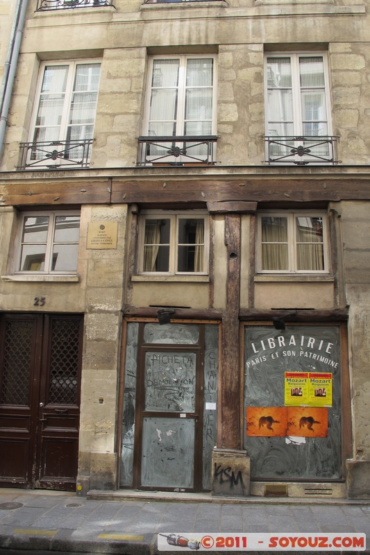 Paris - Ile Saint-Louis
Mots-clés: FRA France geo:lat=48.85164545 geo:lon=2.35708505 geotagged le-de-France Saint-Merri